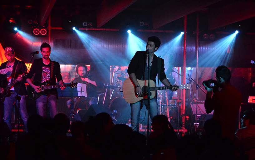 quasi acustico show